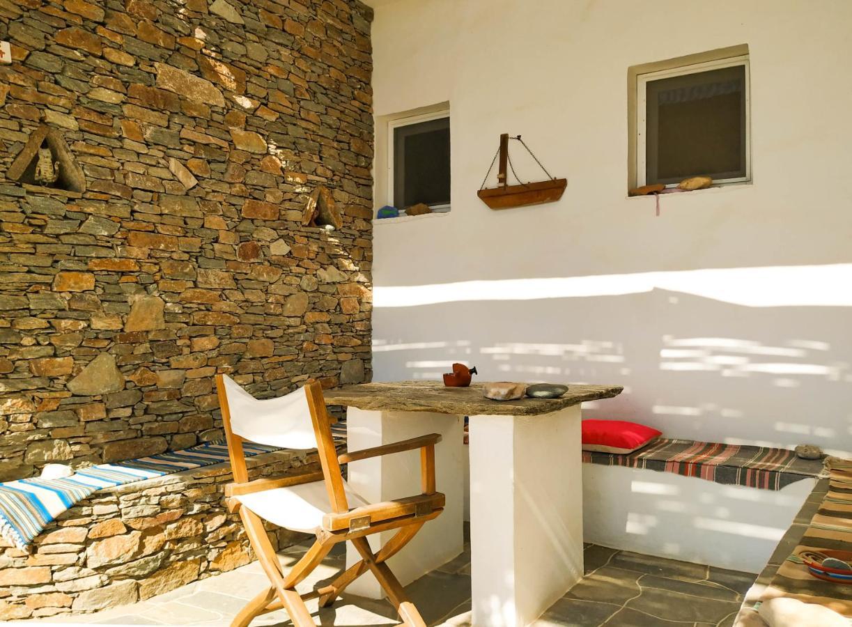 Το Κατἑ Aparthotel Artemonas Exterior photo